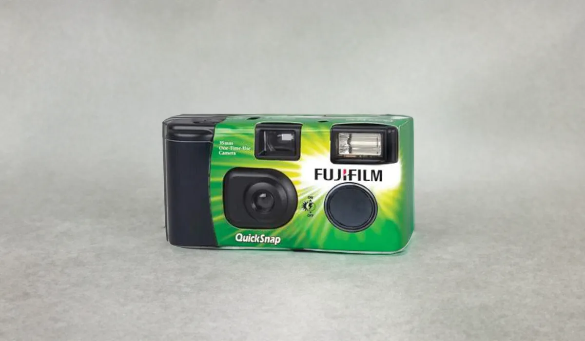 fujifilm quicksnap flash 400 disposable 35mm camera